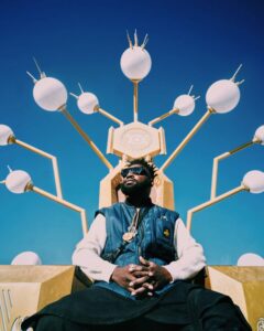 chelsea odufu, abraca lab, seat at the throne, Immersive, Art Installation, Public Art, Burning Man Art, Light Sculpture, Light Festival, throne, prop